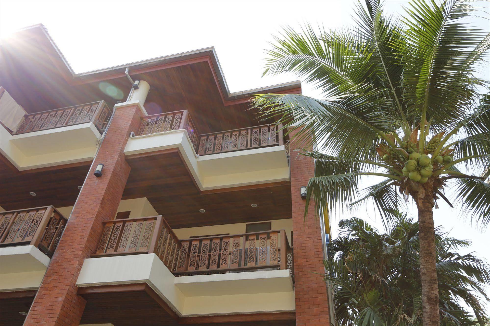 Sun Hill Hotel Patong Exterior photo